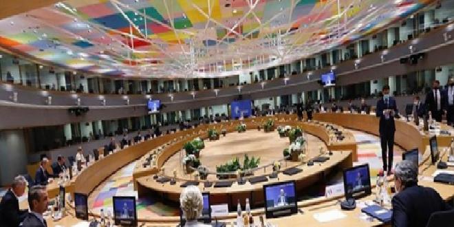 AB liderleri Rusya'ya yönelik ilave yaptırımları kabul etti AB liderleri Rusya'ya yönelik ilave yaptırımları kabul etti