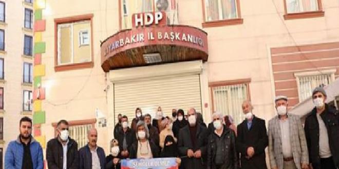 Diyarbakır anneleri Gara şehitlerini andı