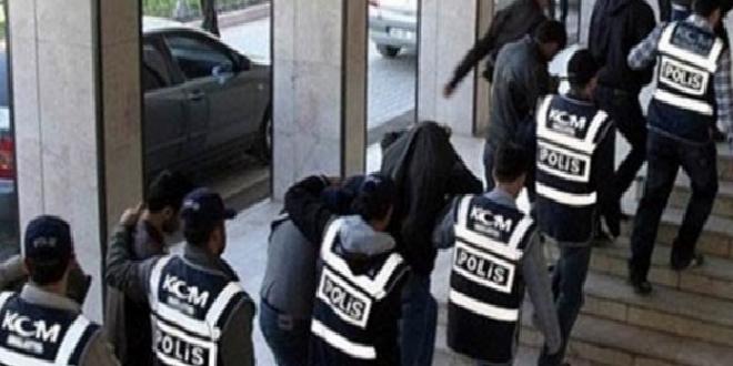 İstanbul'da terör örgütü DHKP-C operasyonunda 5 kişi gözaltına alındı