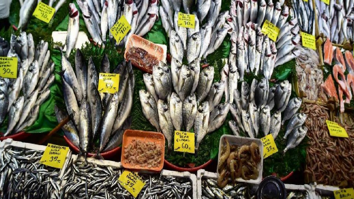 Kar yağışı hamsiye yaradı, tezgâhlarda çeşitlilik arttı