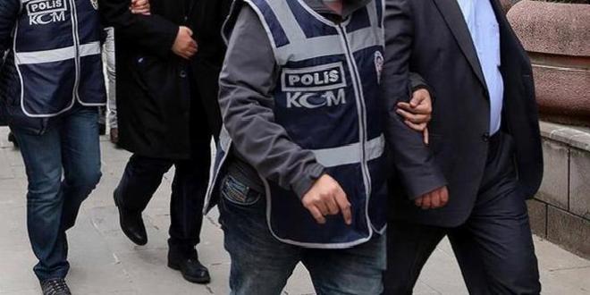 Kırşehir'de FETÖ operasyonunda 2 zanlı tutuklandı