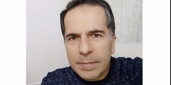 Öğrencilerine son kez karne verdi
