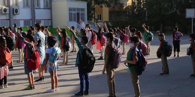 Okullarda, yarıyıl tatilinin ardından ilk ders zili yarın çalacak