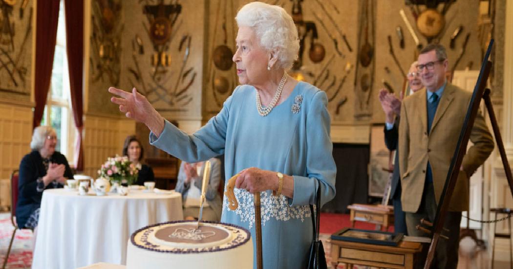 Queen Elizabeth, Anchor in a Storm-Tossed Britain, Marks 70-Year Reign