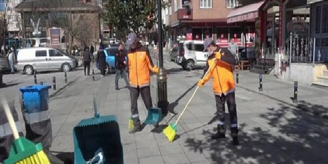 Temizlik görevlilerinin maske şikayeti